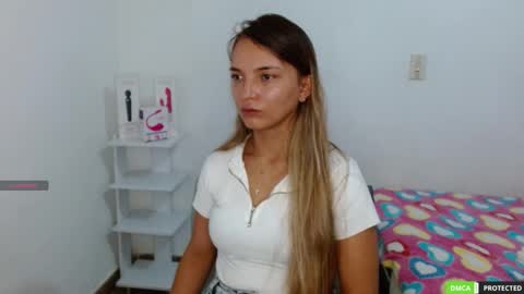 Snapshot of annie_che77y chatting on September 18, 2025, 12:45 am annie cherry independent model online show from September 18, 2025, 12:45 am