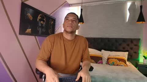 Snapshot of annie_lii chatting on November 30, 2025, 1:04 pm Annie lii online show from November 30, 2025, 1:04 pm