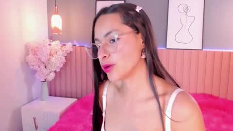   online show from September 16, 2025, 12:50 pm