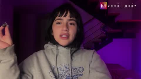 JEANNE no olvides seguirme dont forget follow me  uu online show from January 8, 2026, 2:03 am