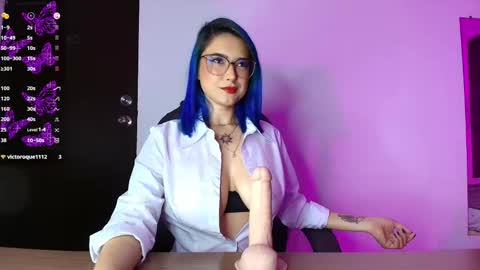 Annie  online show from March 11, 2025, 12:06 pm