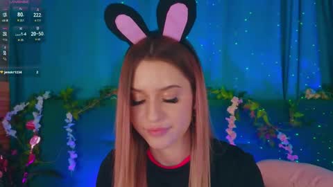 Snapshot of annie_swanson chatting on February 27, 2026, 8:31 pm annie online show from February 27, 2026, 8:31 pm