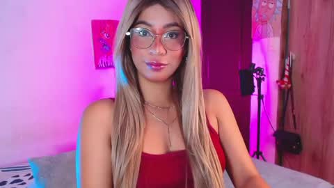 AnnieBlu3 online show from April 18, 2026, 9:46 am