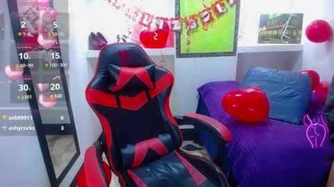 Anniee online show from February 16, 2025, 2:32 pm