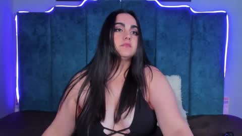 Annie Sweet Cherry online show from January 14, 2026, 3:01 am