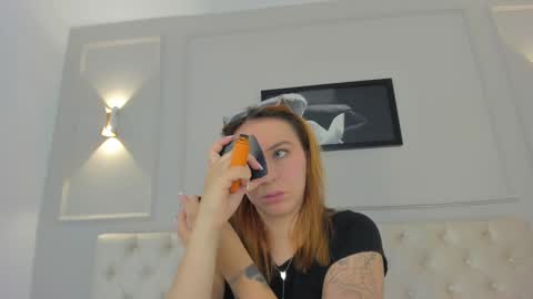 Annie online show from January 27, 2025, 11:54 am