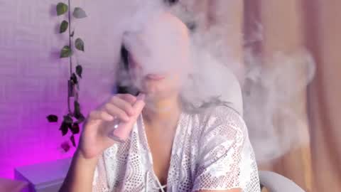 Snapshot of anniie_and_alex chatting on December 17, 2024, 6:42 pm Annie Alex online show from December 17, 2024, 6:42 pm