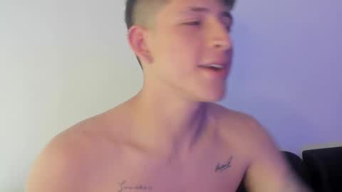 Snapshot of anniie_and_alex chatting on February 4, 2025, 8:17 pm Annie Alex online show from February 4, 2025, 8:17 pm