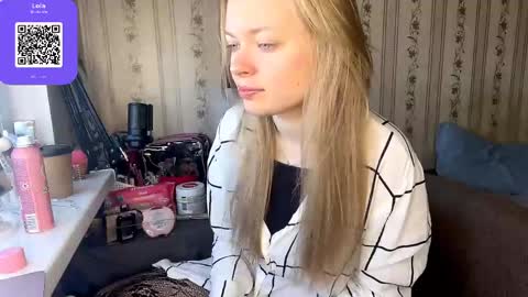 Hello My name is Lola online show from May 4, 2026, 7:26 am