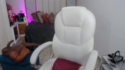 Snapshot of annita_cooper_ chatting on March 12, 2025, 11:44 pm anna online show from March 12, 2025, 11:44 pm