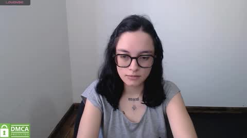 Gaby 3 online show from November 17, 2025, 7:30 pm