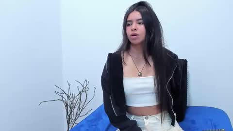 annie online show from September 24, 2025, 1:36 pm