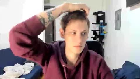    online show from October 1, 2025, 5:41 pm