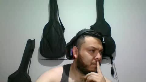 lion kennedy independent model moderator online show from November 1, 2025, 10:39 am