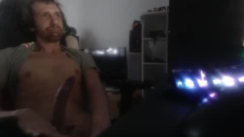 LoyalDog online show from January 16, 2026, 1:04 pm