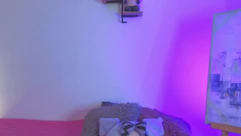 Anny  online show from June 1, 2026, 12:29 pm