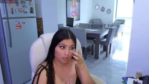 ANNY LOUIS online show from October 25, 2025, 7:41 pm