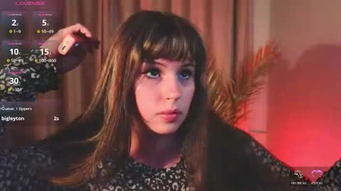 Anny online show from April 17, 2026, 10:13 pm