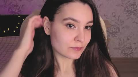 Annie online show from April 4, 2026, 2:54 am