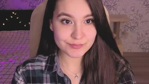 Annie online show from April 10, 2026, 2:06 am