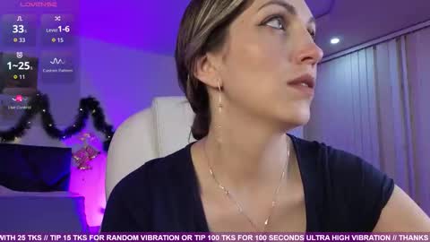 Anny online show from December 22, 2025, 12:35 pm