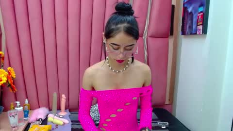 Anny online show from February 3, 2025, 3:49 pm