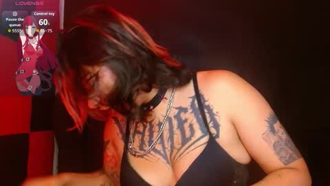 Annie online show from December 18, 2025, 5:24 am