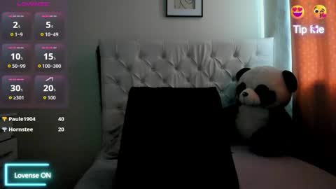 Melani online show from April 11, 2026, 7:51 pm