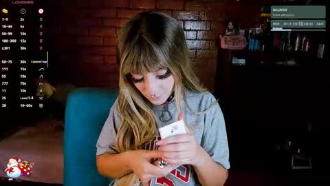 Anny  IG online show from January 6, 2026, 4:27 am