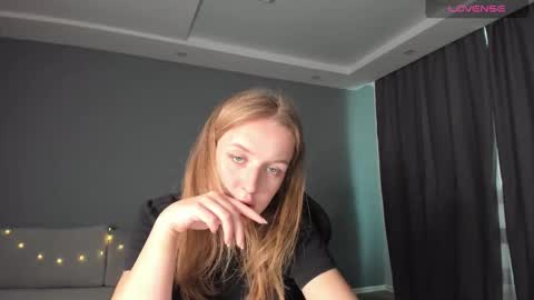 Snapshot of annyfourse chatting on December 2, 2024, 11:12 am AnnyFourse online show from December 2, 2024, 11:12 am