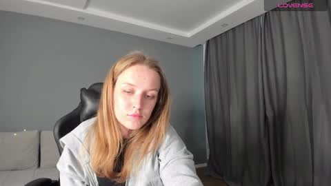 Snapshot of annyfourse chatting on December 12, 2024, 6:47 am AnnyFourse online show from December 12, 2024, 6:47 am