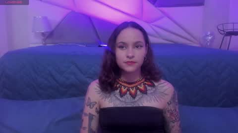 AnnyT online show from January 4, 2025, 9:20 pm