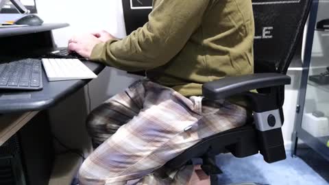 D online show from November 18, 2025, 1:48 pm