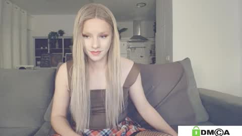 Sexy Ladybug online show from March 20, 2026, 10:42 am