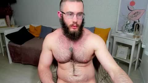 Ant online show from January 11, 2026, 4:39 am