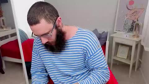 Ant online show from March 12, 2026, 9:26 am