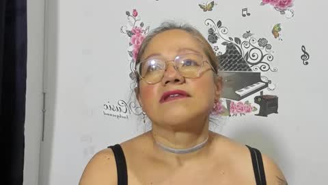 anthonela_mature_ online show from December 19, 2025, 2:07 am