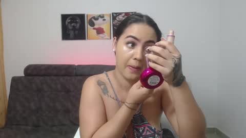 Snapshot of anthonela_queen chatting on March 3, 2025, 12:05 pm Anthonela Queen online show from March 3, 2025, 12:05 pm