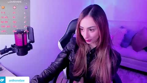 Anthonela online show from November 26, 2025, 12:33 am