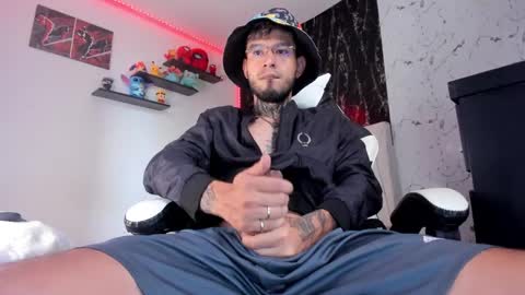 Anthony and Nick online show from October 1, 2025, 12:33 pm