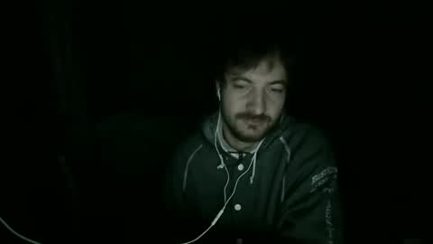 Snapshot of antohank chatting on February 14, 2025, 10:25 pm antohank online show from February 14, 2025, 10:25 pm