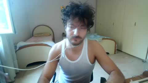 Snapshot of antohank chatting on July 25, 2026, 10:35 am antohank online show from July 25, 2026, 10:35 am
