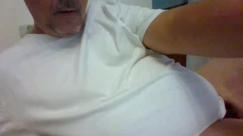 Snapshot of antoinemonaco8 chatting on October 19, 2025, 6:58 am antoinemonaco8 online show from October 19, 2025, 6:58 am