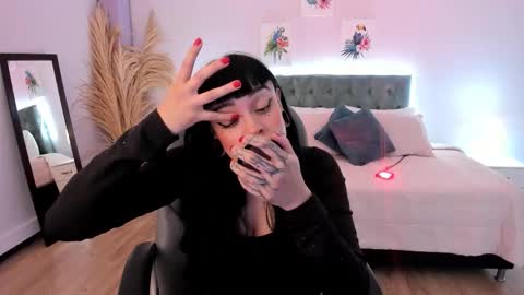 Anto online show from November 8, 2025, 12:05 pm