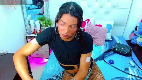 antonela_xx3 online show from March 6, 2025, 1:05 am