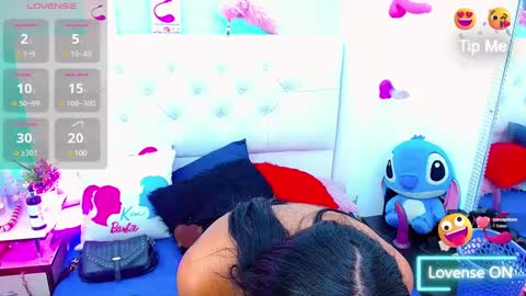 antonela_xx3 online show from March 11, 2025, 1:37 am