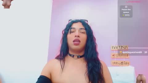 antonela_xx3 online show from February 6, 2026, 8:01 pm