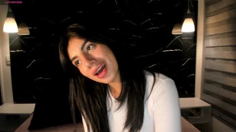 Antonella online show from December 27, 2024, 4:26 am