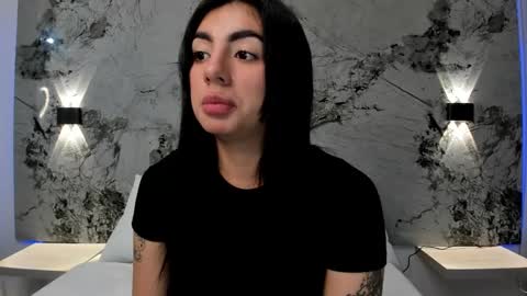 Antonella online show from March 12, 2025, 8:08 am