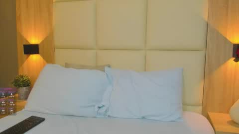 A N T O N E L L A  online show from October 29, 2025, 12:18 pm